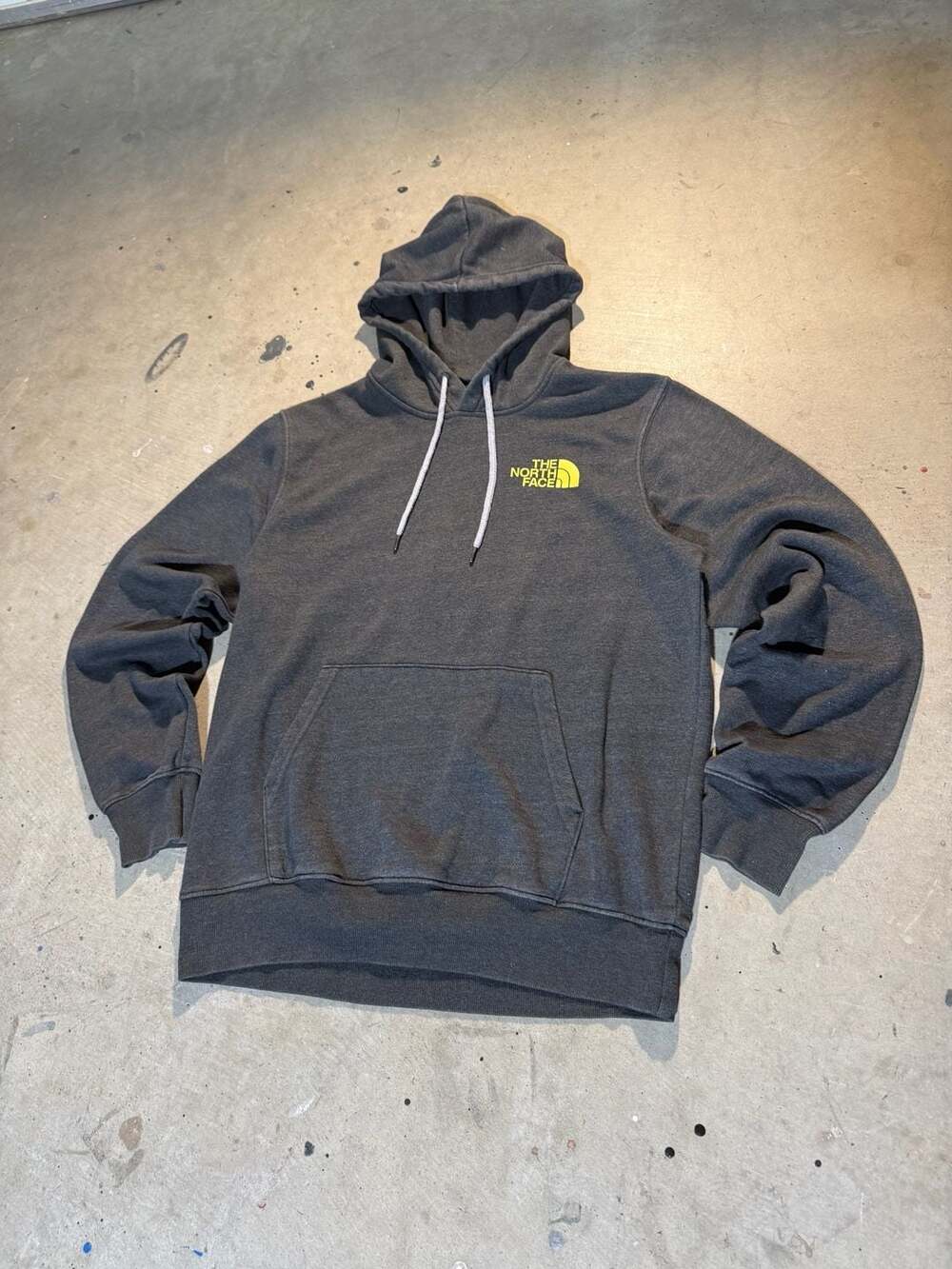 The North Face Half Dome Hoodie Size M Dark Gray Graphic Pullover